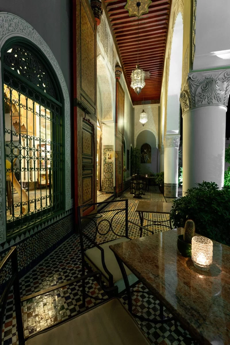 Innenhof des Luxushotels Fes