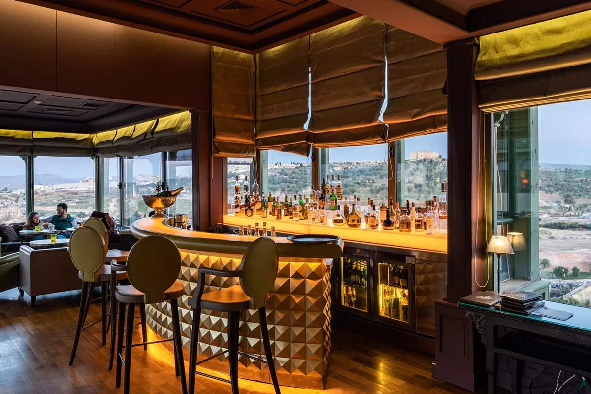 البار الذهبي - قصر فرج فاس